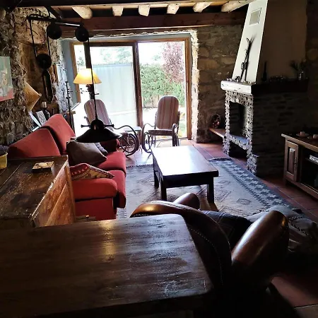 Casa De Pueblo En Ur Ideal 8 Personas Сasa de vacaciones *